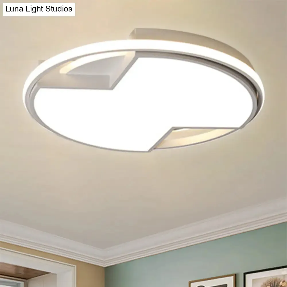 16.5"/20.5" W White Round Flush Mount LED Ceiling Light - Stylish and Modern Fixture for Bedroom