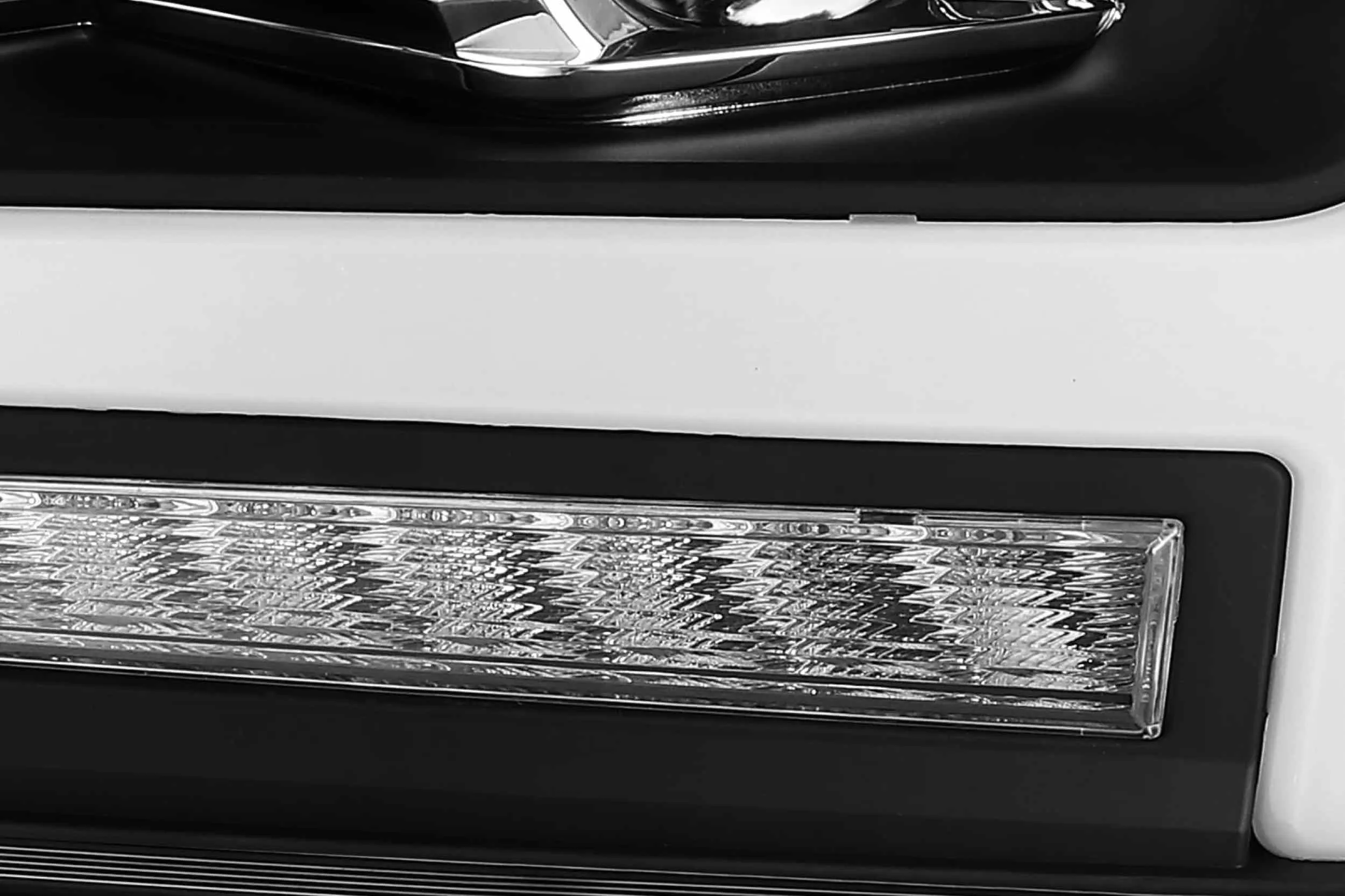 2019  Dodge Ram 1500 Pro Halogen Headlights
