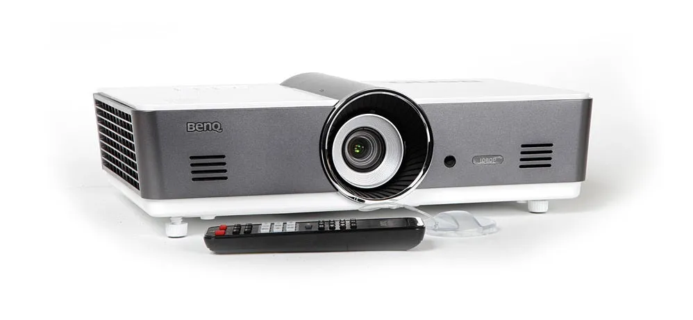 BenQ MH750  5000-Lumen Full HD DLP Projector PLUS