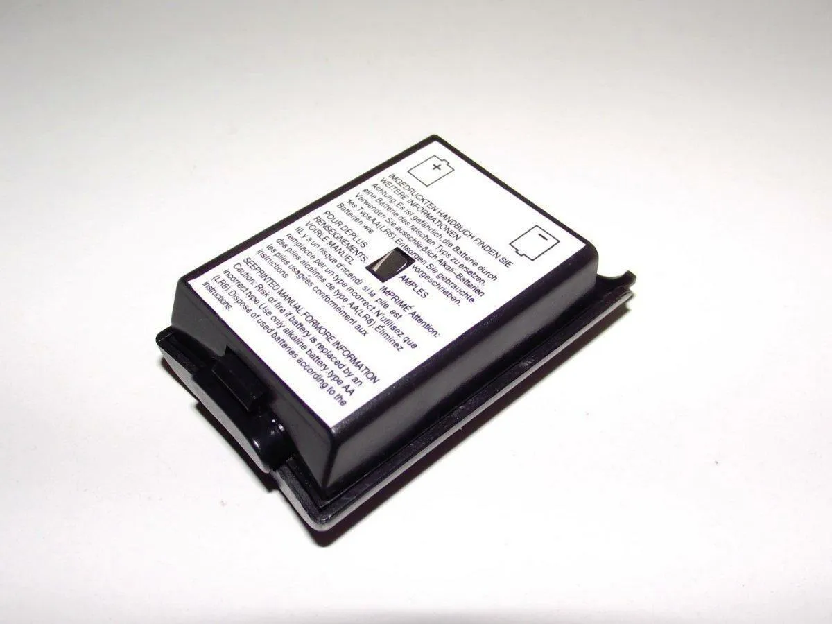Black Microsoft Xbox 360 Remote Controller Battery Cover Clip Case AA