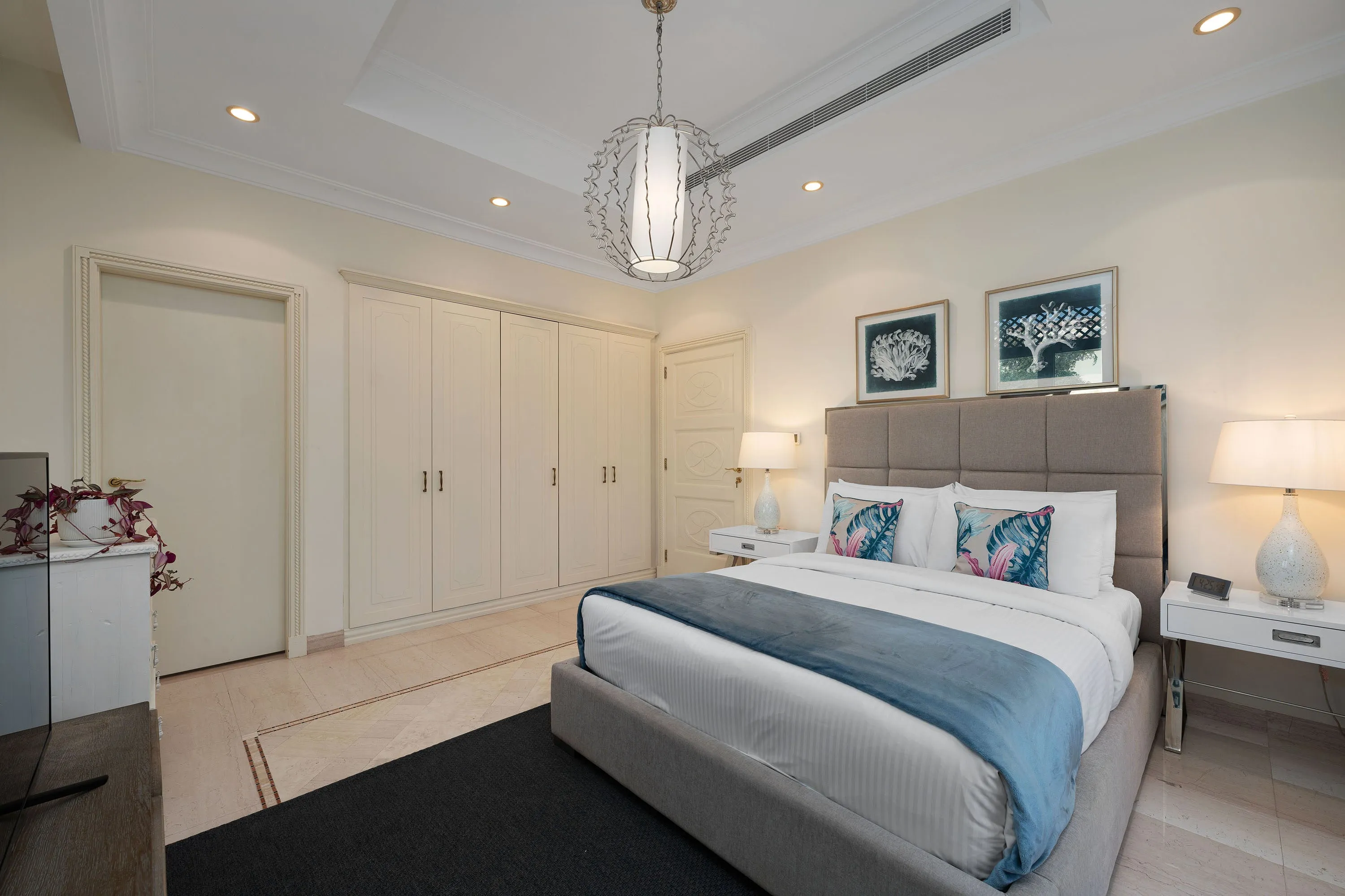 Exclusive Villa w/ Private Pool, Garden & Beach