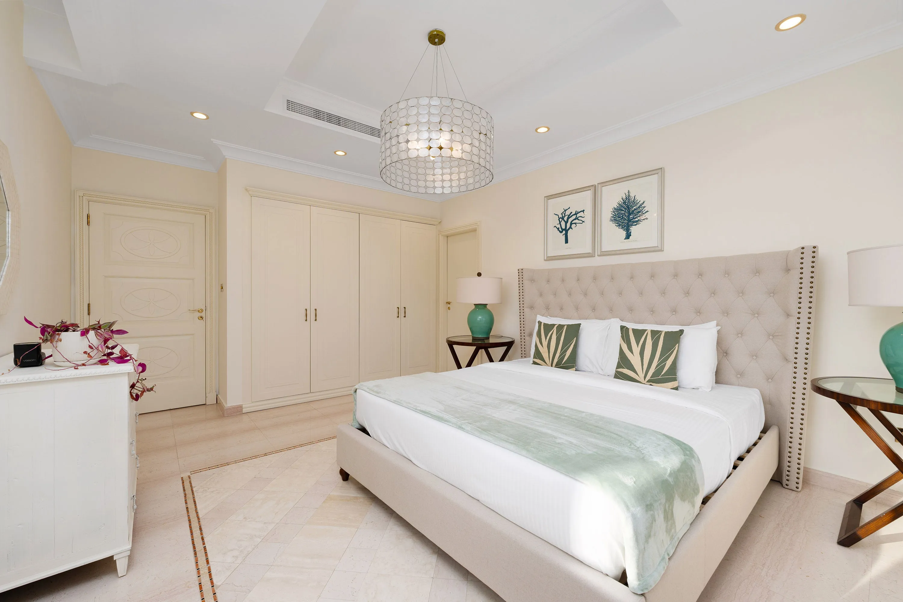 Exclusive Villa w/ Private Pool, Garden & Beach