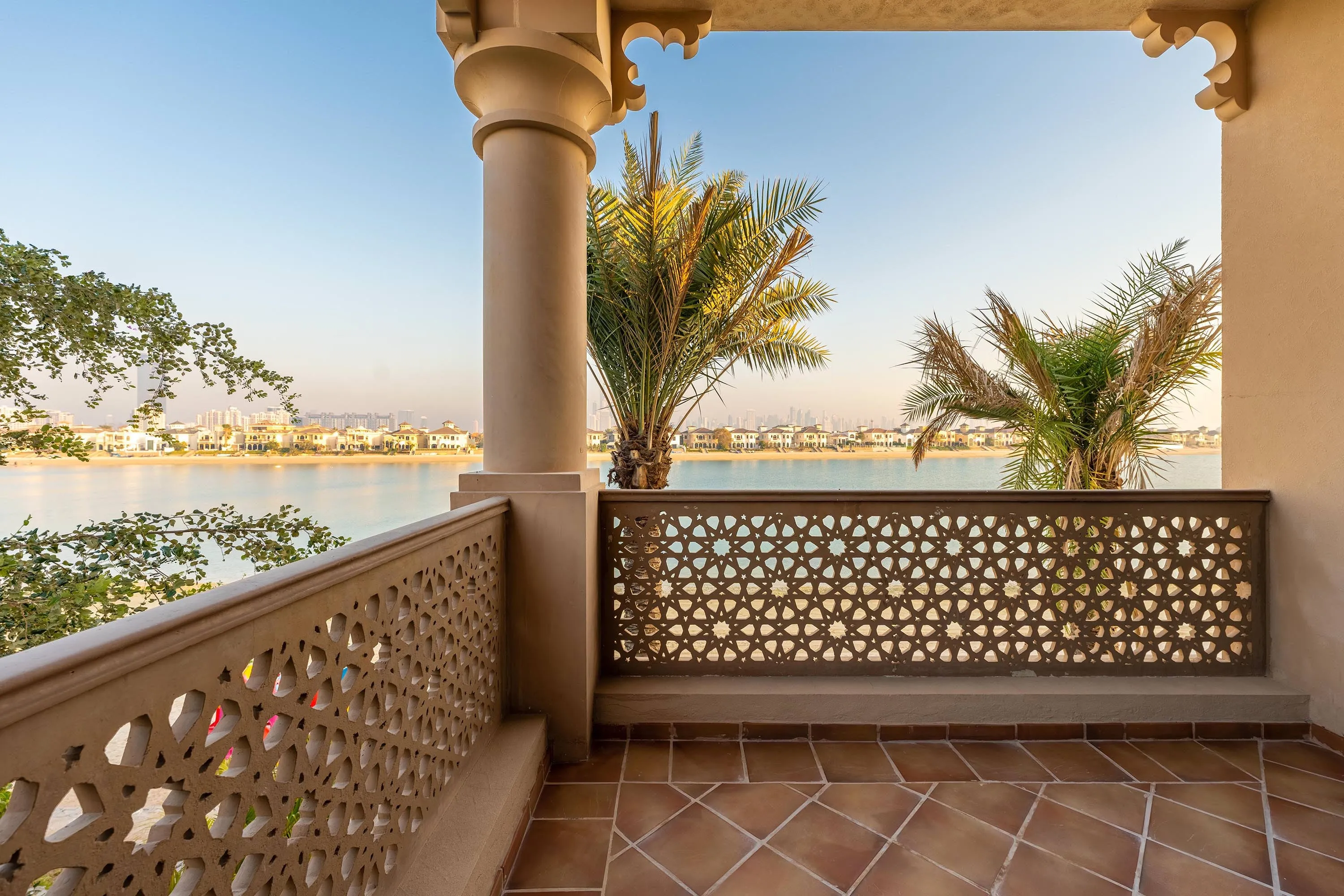 Exclusive Villa w/ Private Pool, Garden & Beach