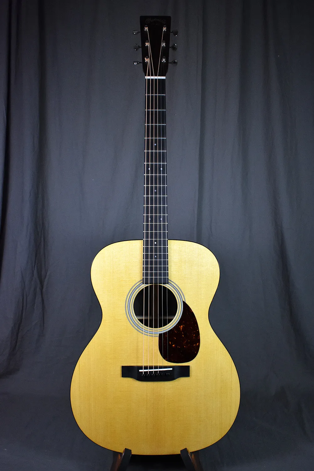 Martin OM-21