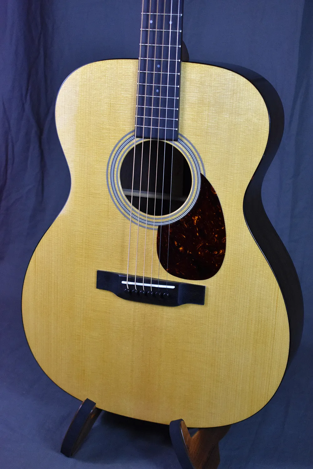 Martin OM-21