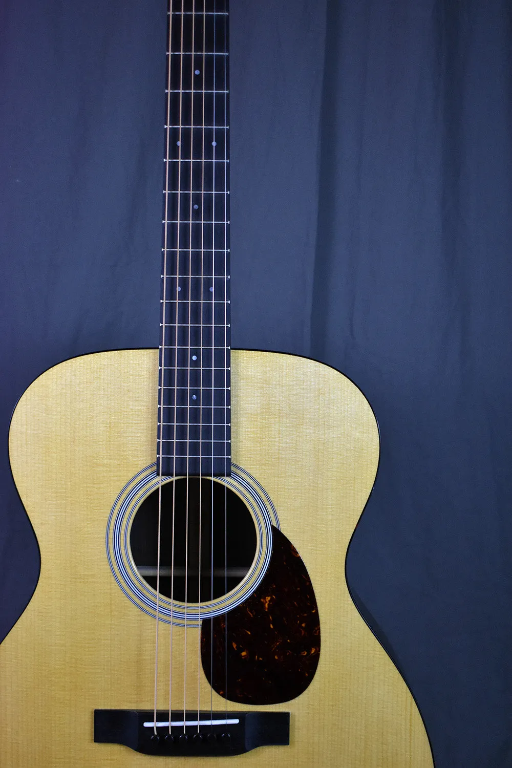 Martin OM-21