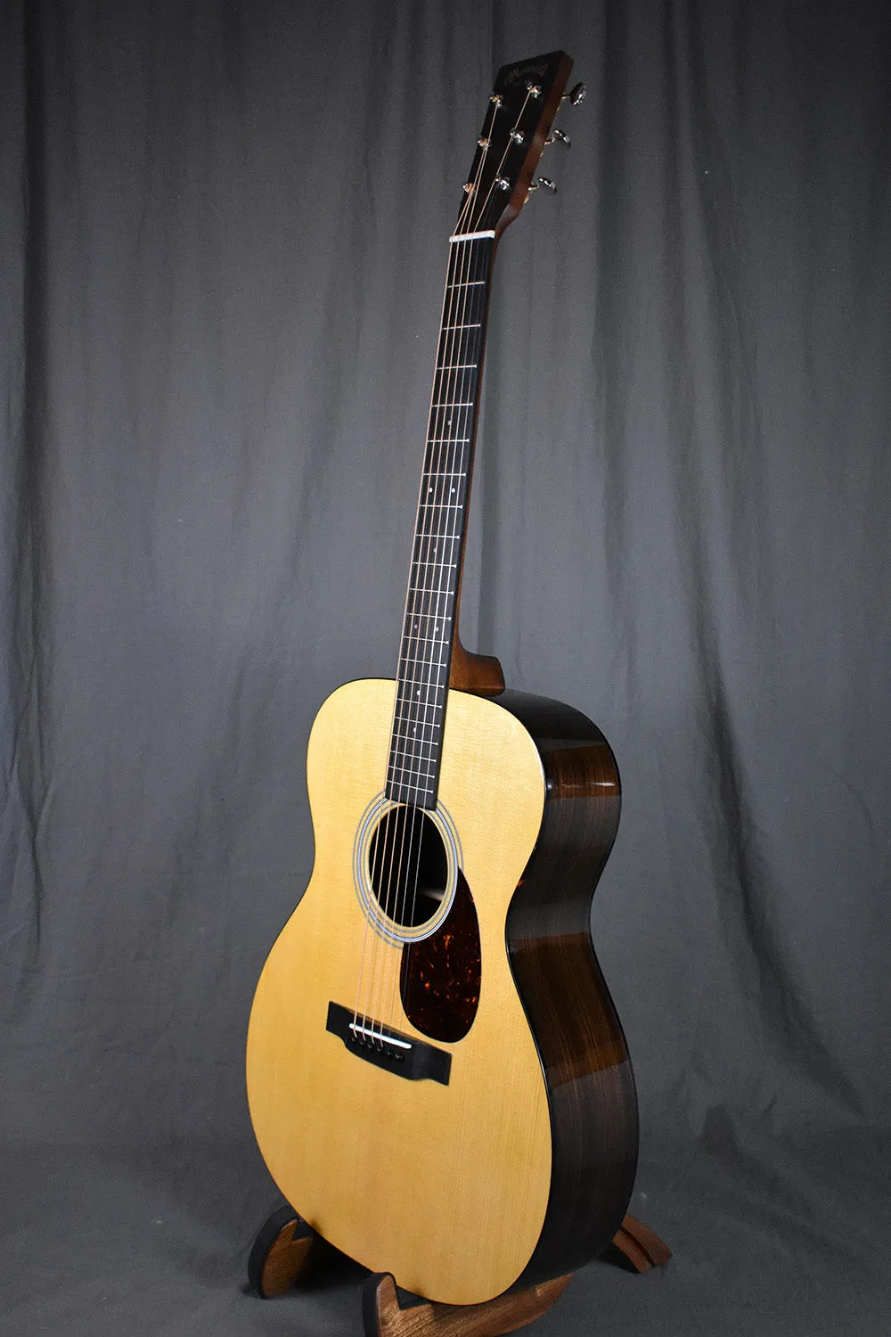 Martin OM-21
