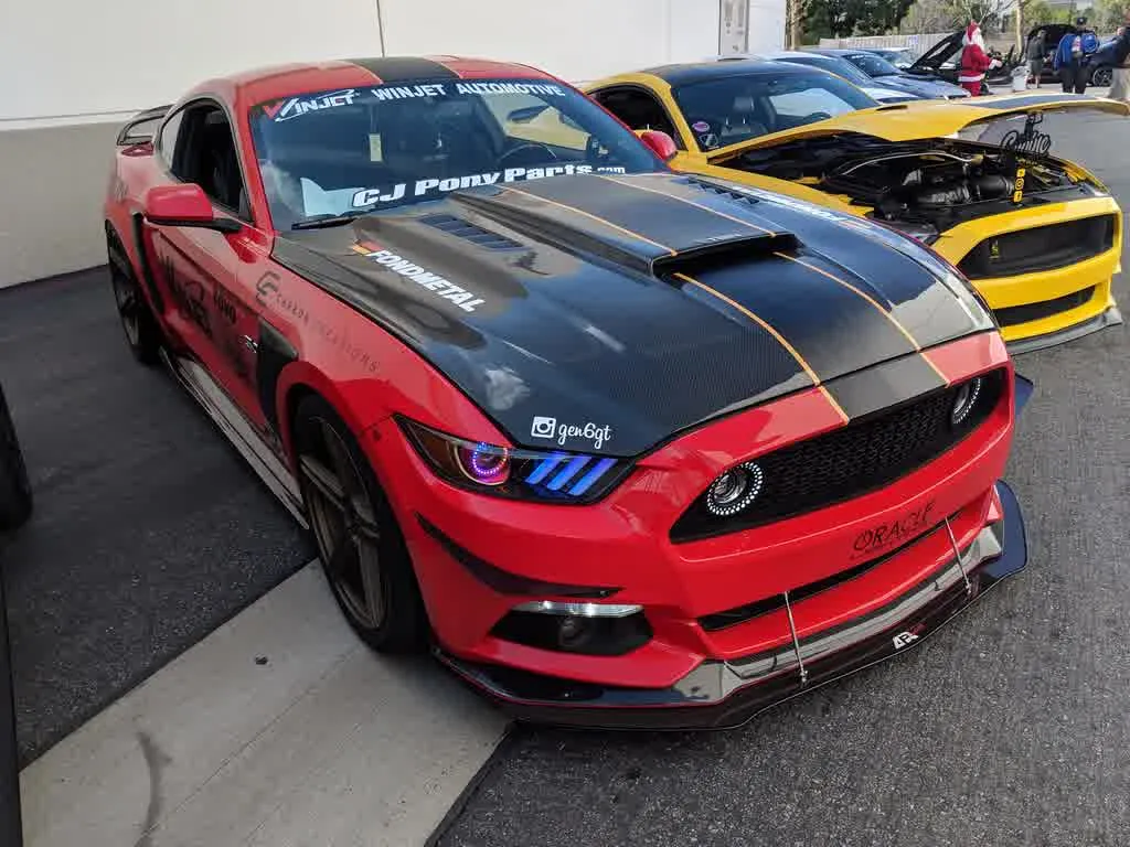 Oracle Headlight DRL   Halo Kit Ford Mustang V6 GT Shelby (15-17) Dynamic ColorSHIFT 1335-332