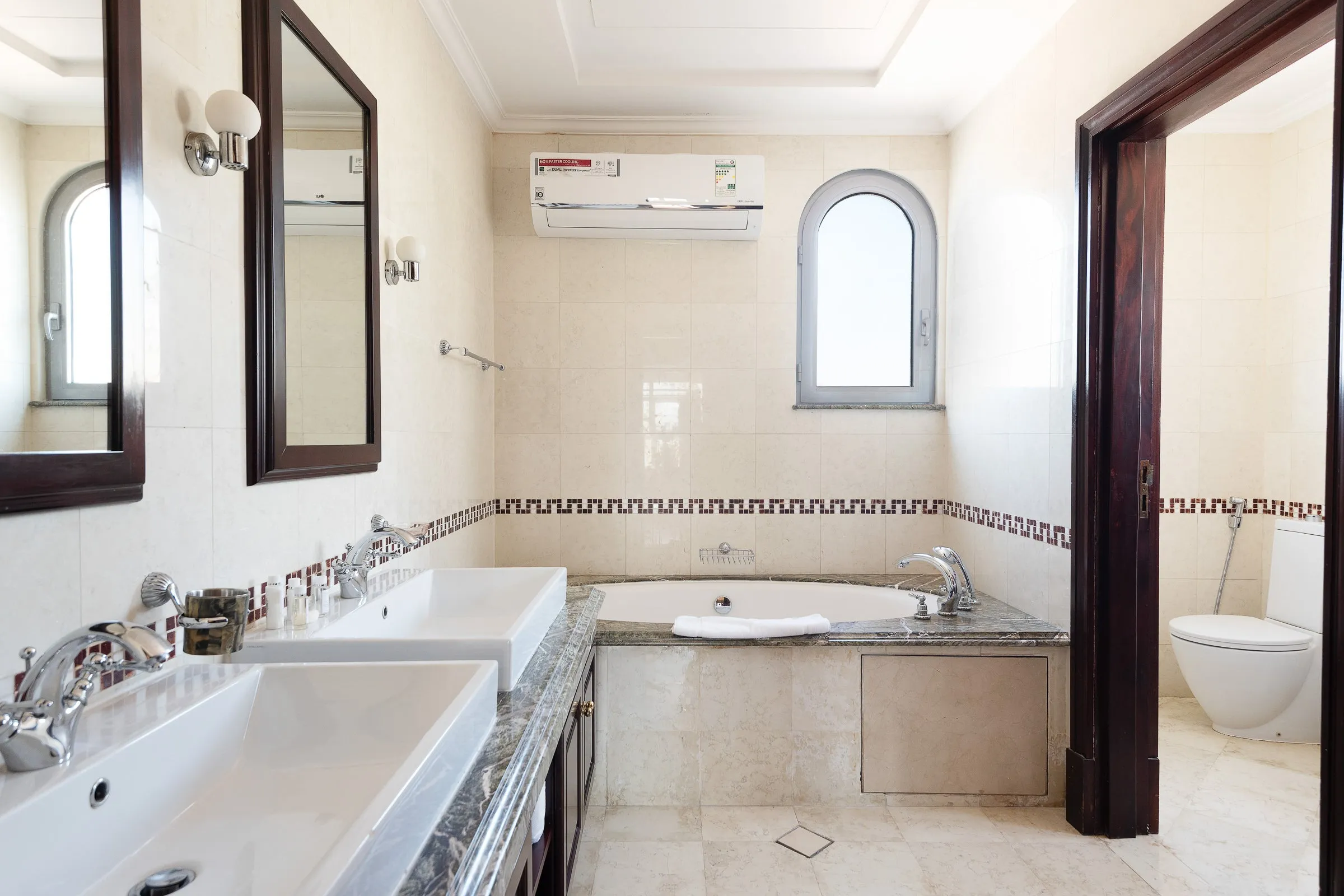 Private Pool & Beach Access Villa w/ Cinematic Vws